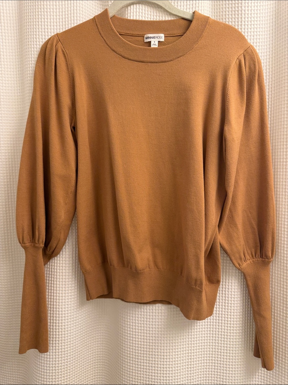 Minnie Rose puff sleeve top size small